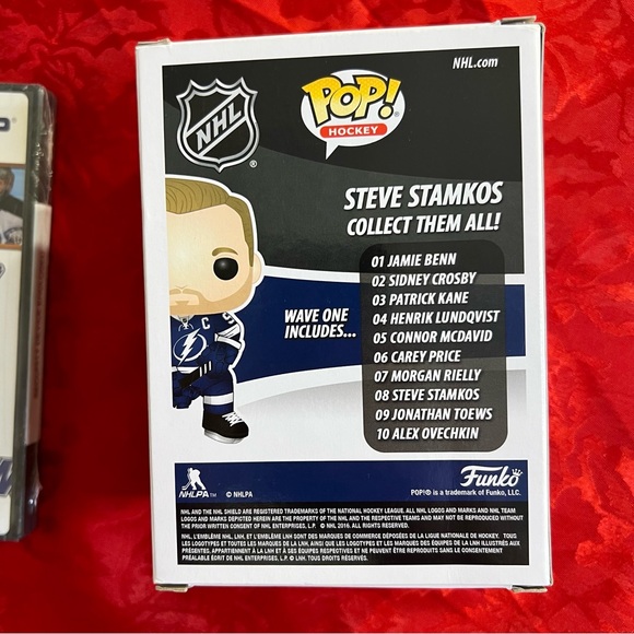 Steve Stamkos Funko Pop and Stanley Cup DVD 2003-2004 NWOT - Picture 5 of 6